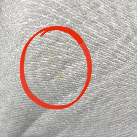 New York Giants Women’s Off White 1/4 Zip Long Sleeve Top Size Medium NFL Team A - Picture 2 of 12